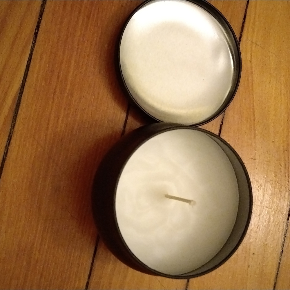 Not Rated Black and White Candle Holder